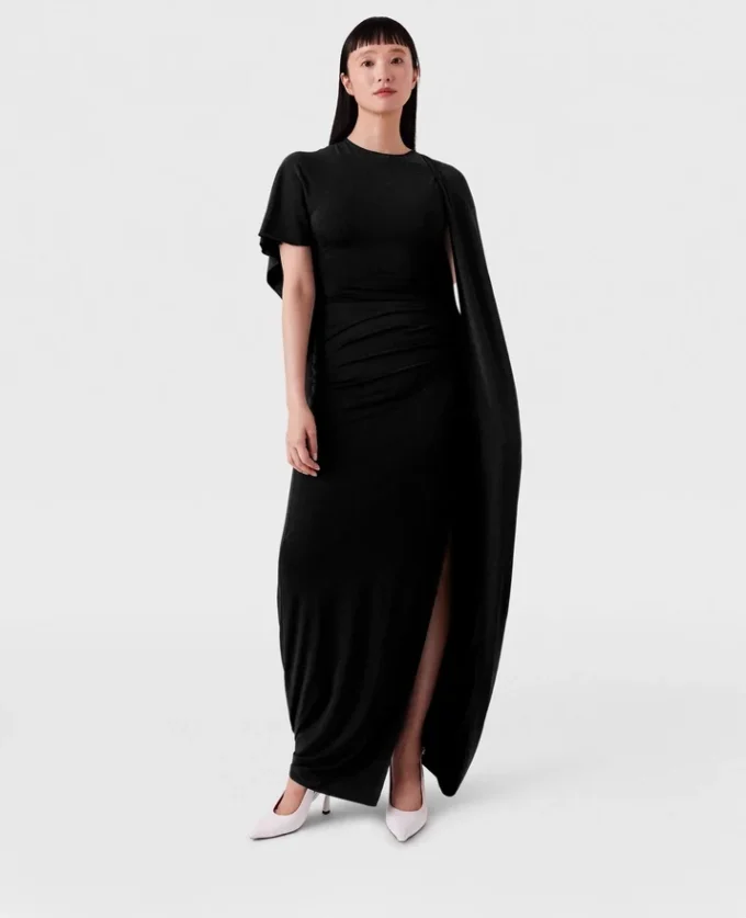 Asymmetrisches Cape-Maxikleid