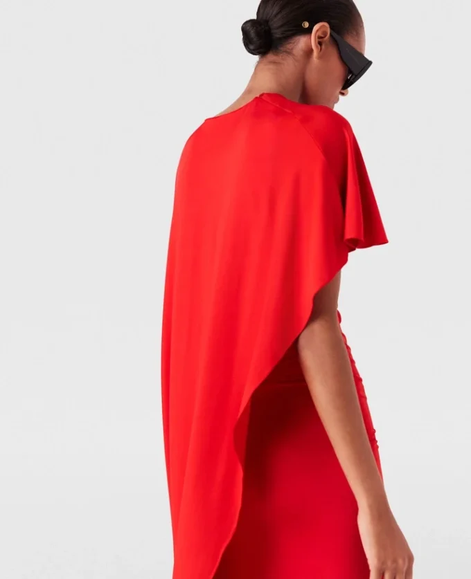 Asymmetrisches Cape-Maxikleid
