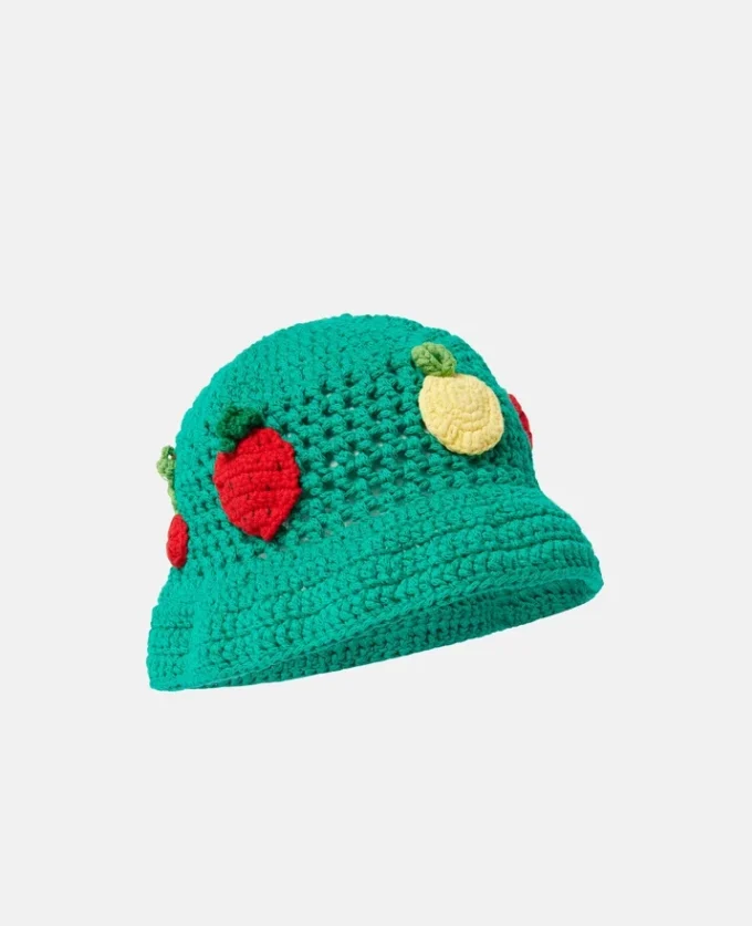 Beerenbestickter Häkel-Bucket-Hat