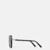 Übergroße quadratische Sonnenbrille mit Metallsteg