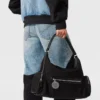 Denim-Jeans mit Patchwork-Einsätzen