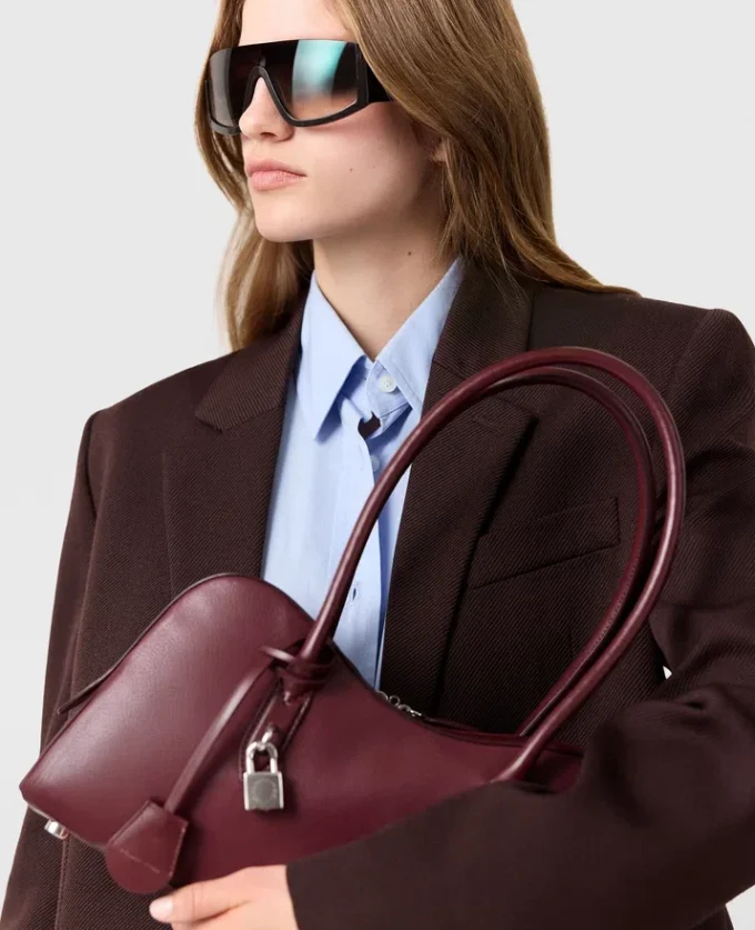 Einreihiger Blazer mit Spitzkragen