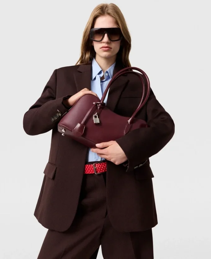Einreihiger Blazer mit Spitzkragen
