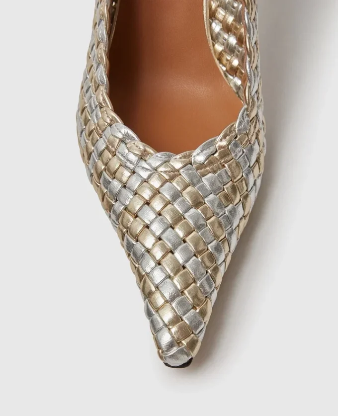 Elsa  Gewebte Metallic-Pumps mit Kitten-Absatz