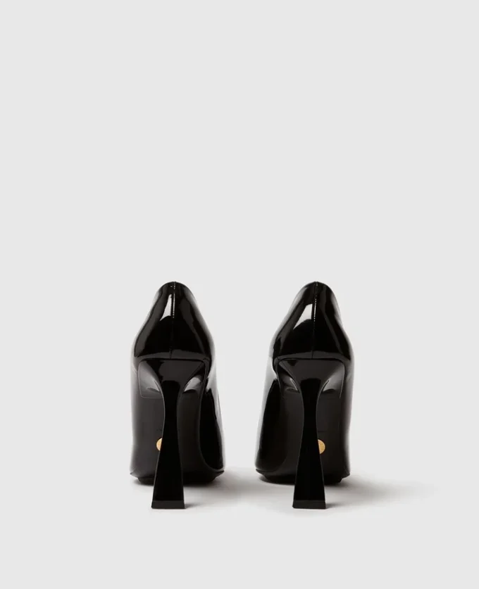 Elsa Lackpumps