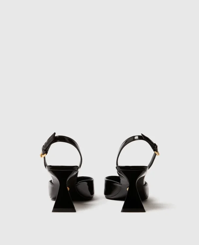 Elsa Slingbacks aus Lackleder