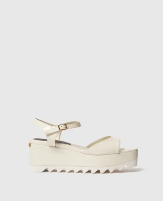 Elyse Lack-Plateausandalen