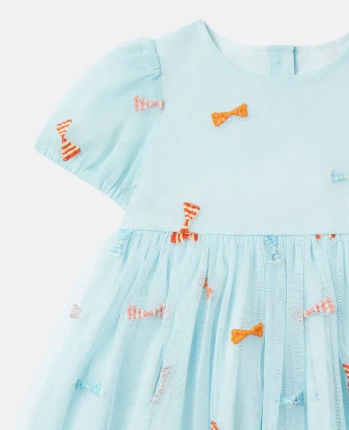 Gestreiftes Kleid mit Schleifenprint