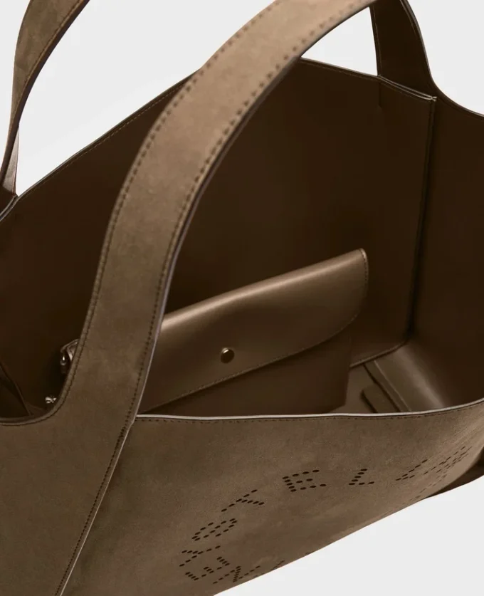Große Wildleder-Tasche mit Logo
