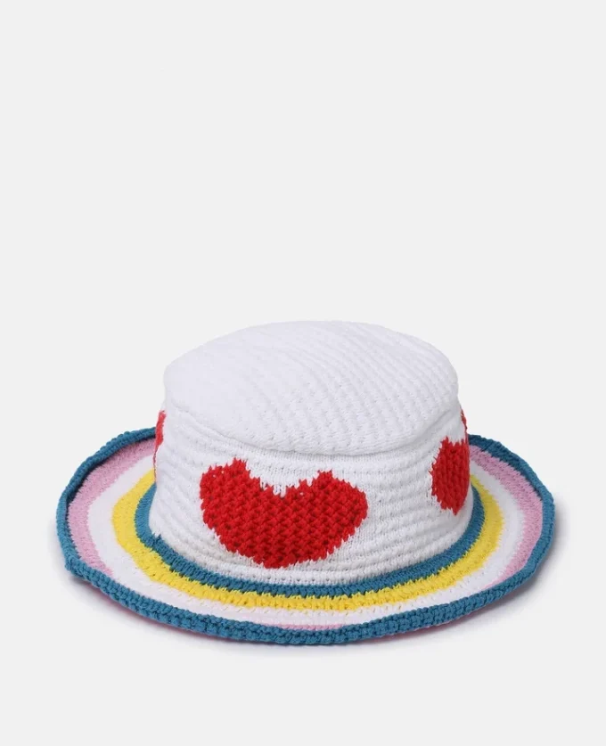 Häkel-Bucket-Hat mit Herz