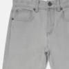 Jeans mit Eichhörnchen-Grafik