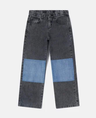 Jeans mit kontrastierenden Einsätzen und geradem Bein