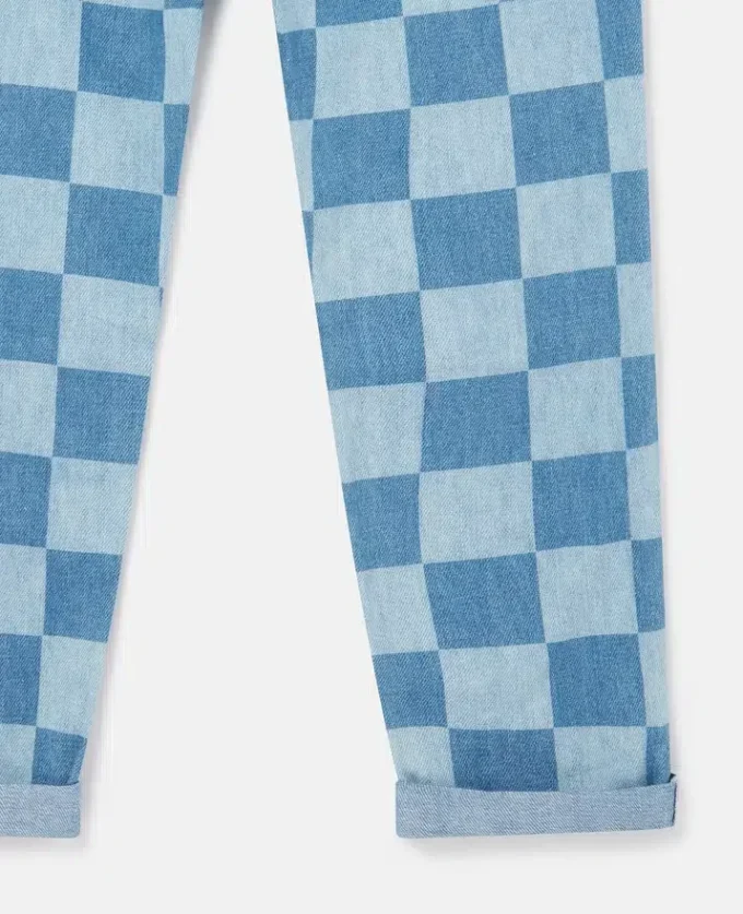 Jeans mit Schachbrettmuster