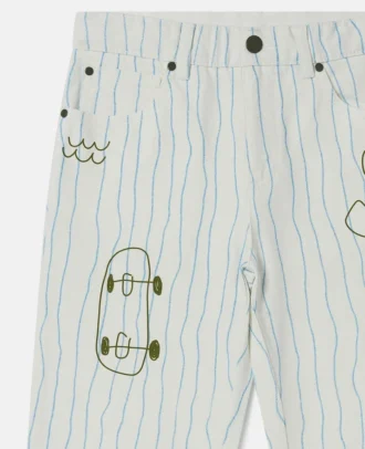 Jeans mit Skateboard-Print