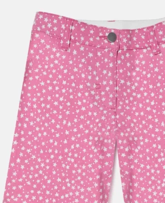 Jeans mit Sternenprint und geradem Bein