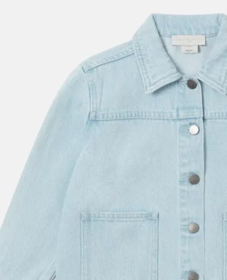 Jeansjacke mit Blumenstickerei