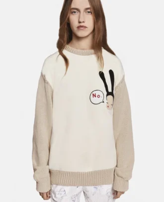 Kleiner schwarzer Hasen-Stickerei-Baumwollpullover