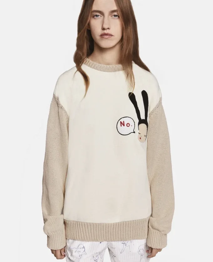Kleiner schwarzer Hasen-Stickerei-Baumwollpullover