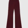 Kompakte Strickhose mit ausgestelltem Bein