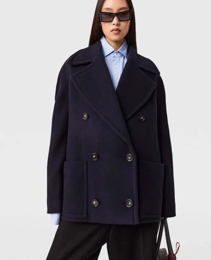 Kurze Peacoat-Jacke mit Bindegürtel