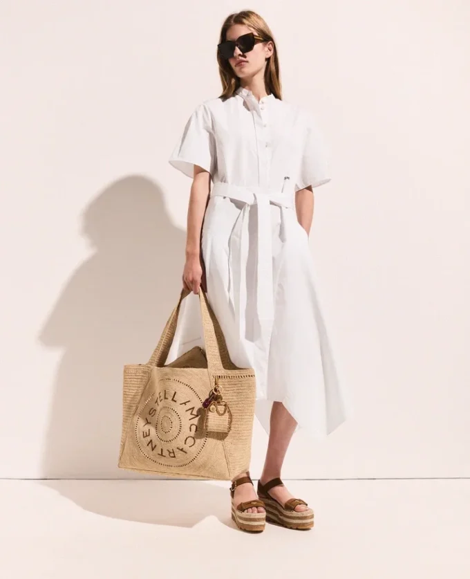 Kurzärmeliges Midi-Kleid mit Gürtel