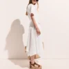Kurzärmeliges Midi-Kleid mit Gürtel
