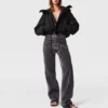 Langärmelige Jacke mit hohem Kragen