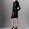 Langärmeliges, drapiertes Minikleid mit Pailletten