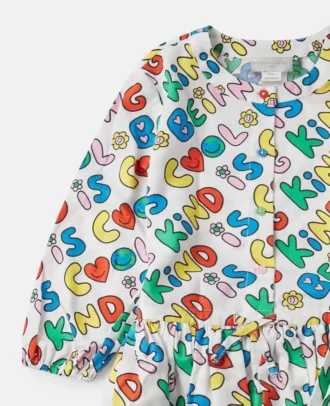 Langärmliges Kleid mit „Earth Friends“-Textdruck