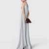 Maxikleid aus Satin mit Kugelketten-Halterneck