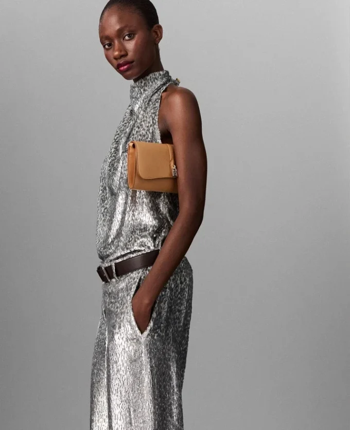 Metallic-Samt-Top mit Neckholder