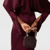 Midi-Kleid aus Satin mit Cape-Ärmeln und Cut-outs