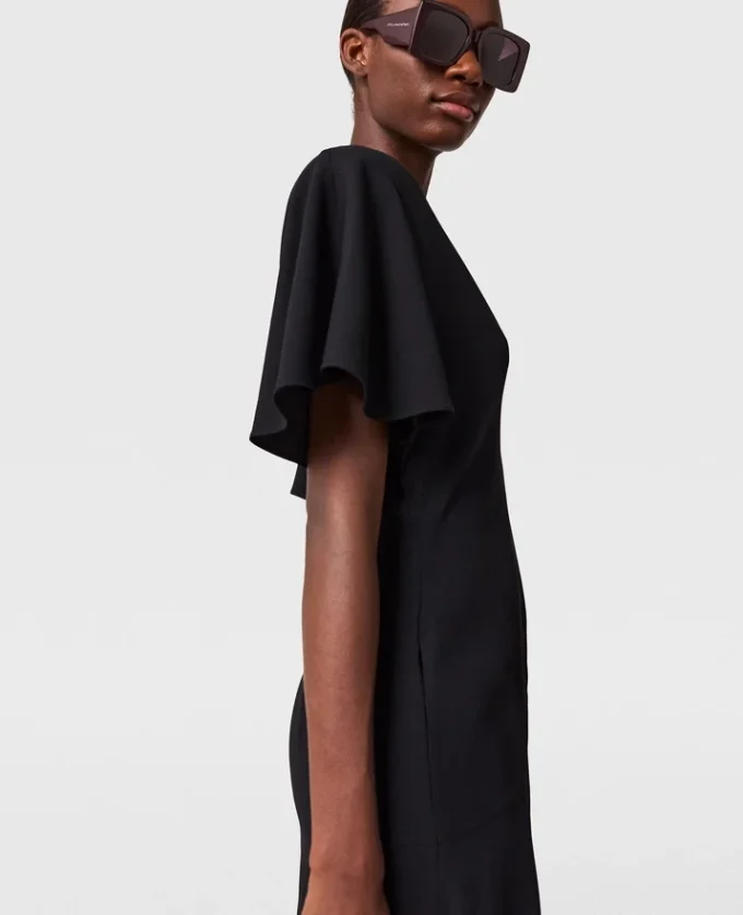 Midi-Kleid aus Satin mit V-Ausschnitt und kurzen Ärmeln