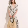 Midi-Kleid mit Kirschprint und halben Ärmeln