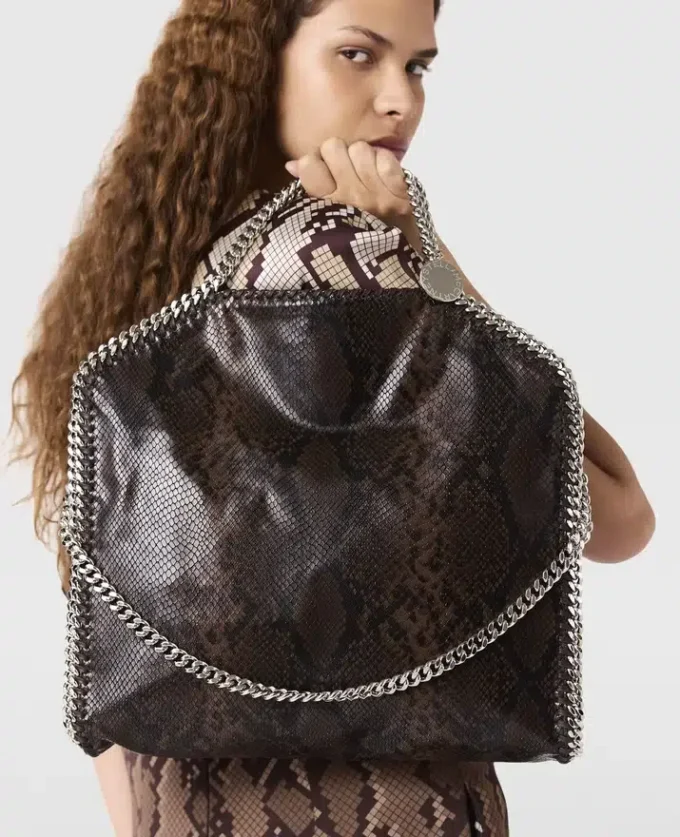 Midi-Kleid mit Schlangenprint und Schulterpolstern