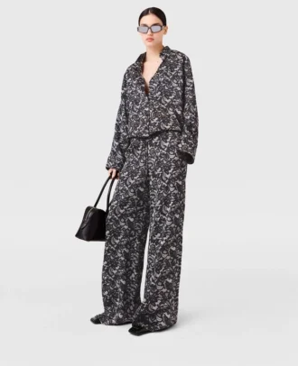Oversized-Hose mit Kordelzug und Spitzenprint