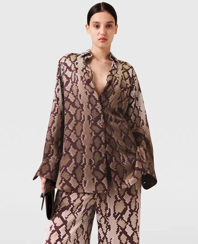 Oversized-Shirt mit Schlangenprint