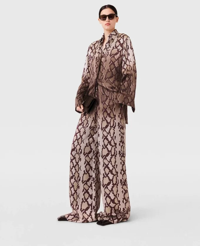 Oversized-Shirt mit Schlangenprint