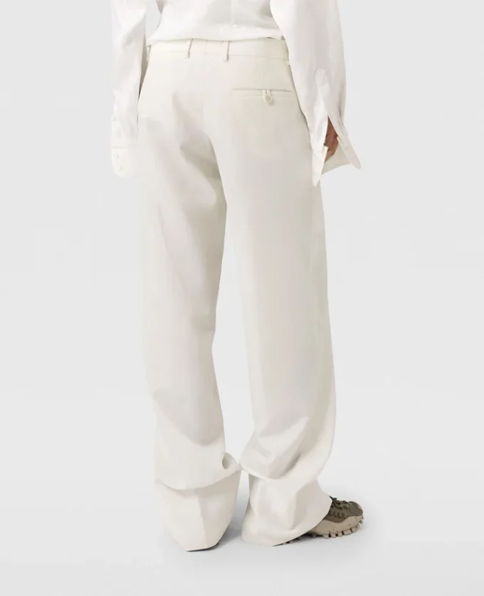 Plissierte Hose mit geradem Bein