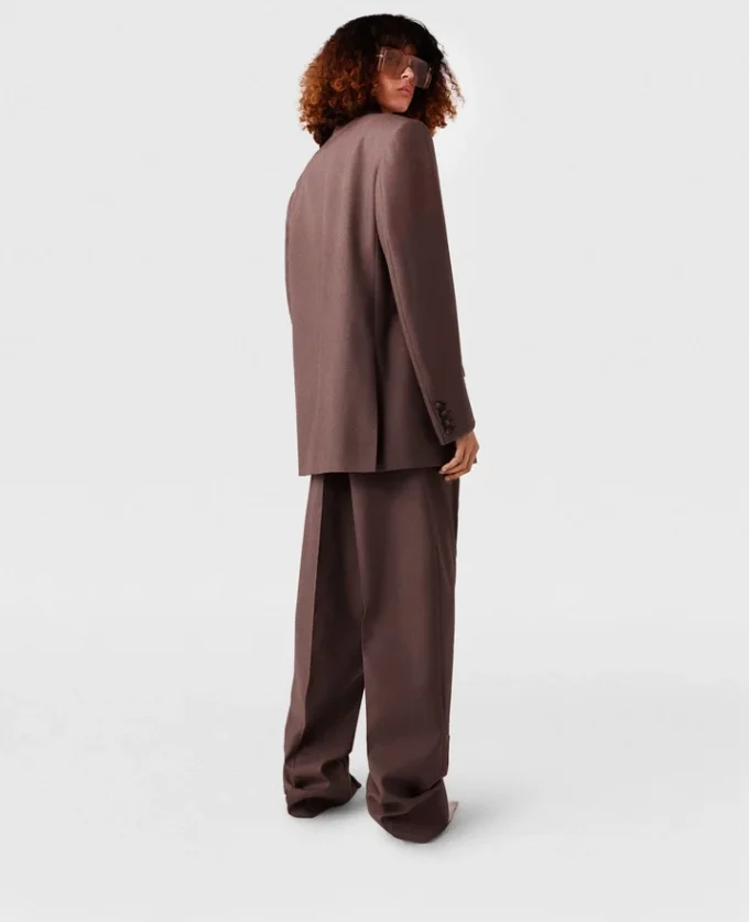 Plissierte Hose mit niedriger Leibhöhe