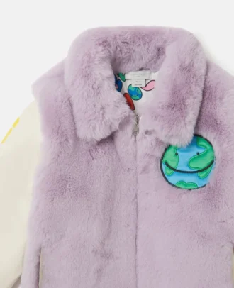 Plüsch-Teddyjacke mit Earth Friends-Grafik