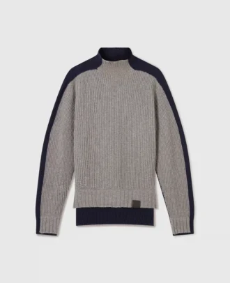 Pullover mit Rollkragen und kontrastierenden Einsätzen