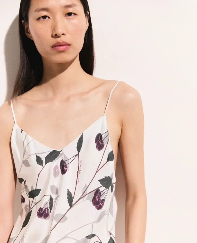 Ärmelloses Midikleid mit Kirschprint