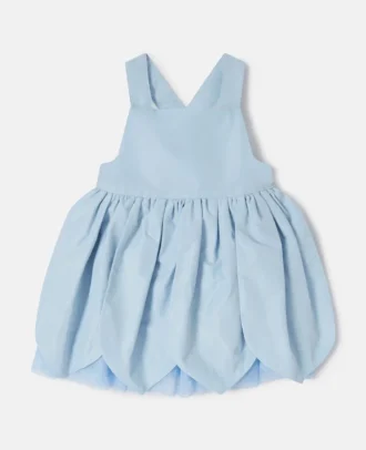 Ärmelloses Tüllkleid mit Blütenblatt-Einsätzen
