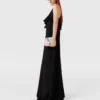 Rüschen-Kleid mit V-Ausschnitt