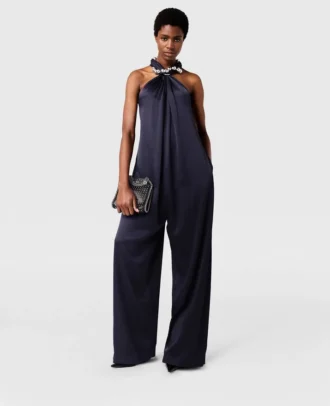 Satin-Jumpsuit mit Kugelketten-Halterneck