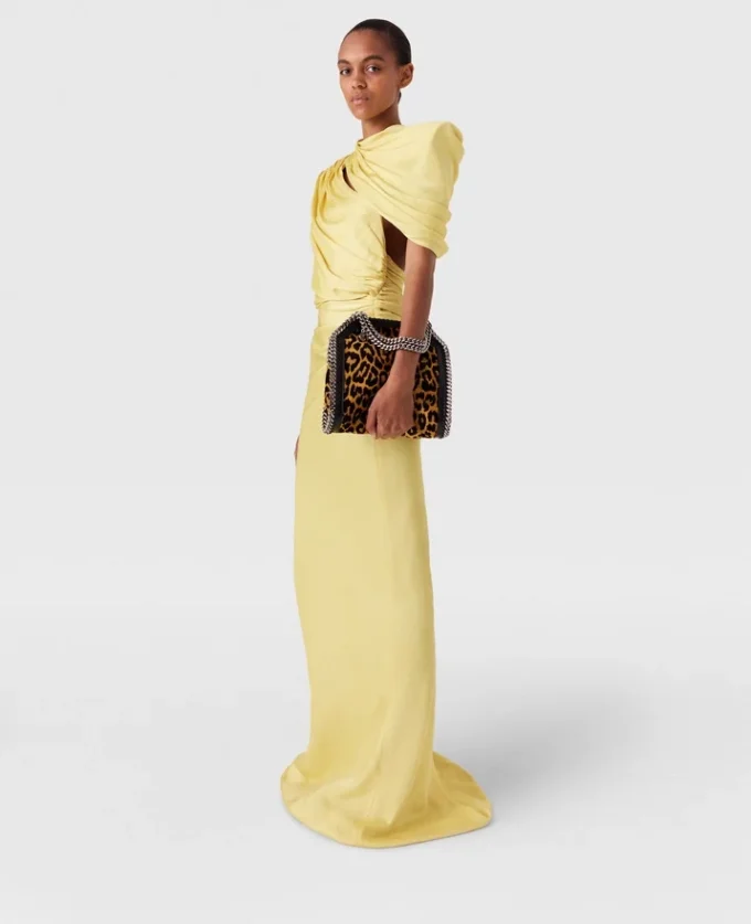 Satin-Maxikleid mit kurzen Ärmeln