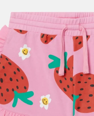 Shorts mit Erdbeerprint und Fransen