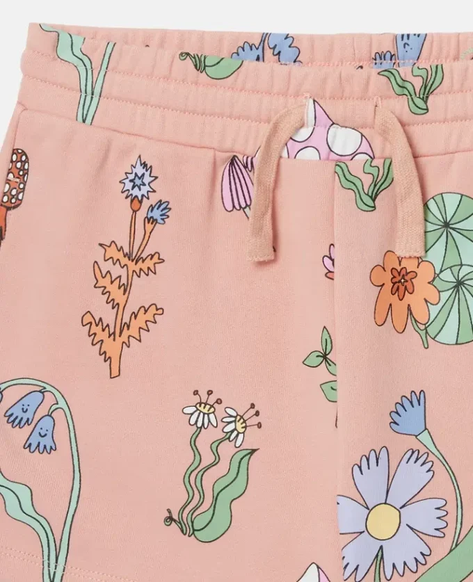 Shorts mit Waldprint und Kordelzug