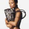 Stella Ryder gewebte Schultertasche